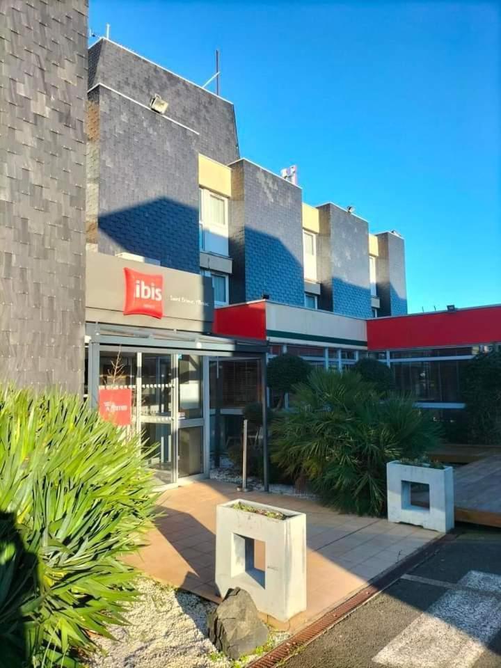 Hotel Ibis Saint Brieuc Yffiniac Exterior foto